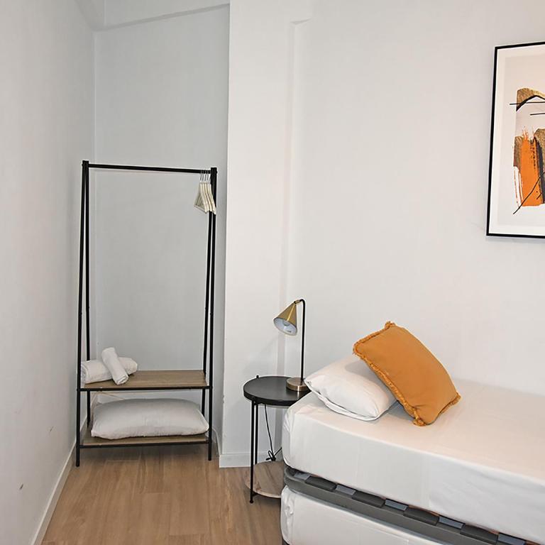 Apartamentos Zaragoza Gran Vía 3000 - Two-Bedroom Apartment - 48