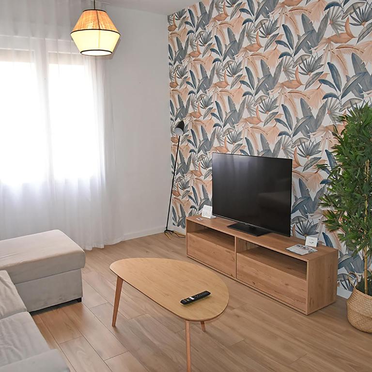 Apartamentos Zaragoza Gran Vía 3000 - Two-Bedroom Apartment - 30