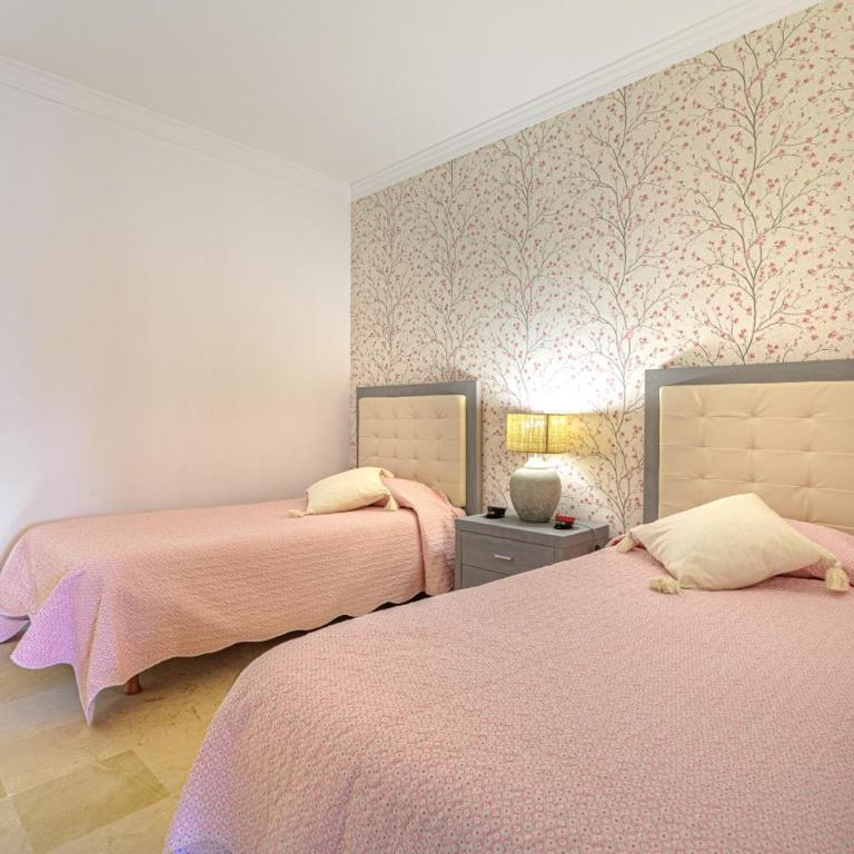 Estepona Resort Apartment with Spa and Tennis - Two-Bedroom Apartment - 13