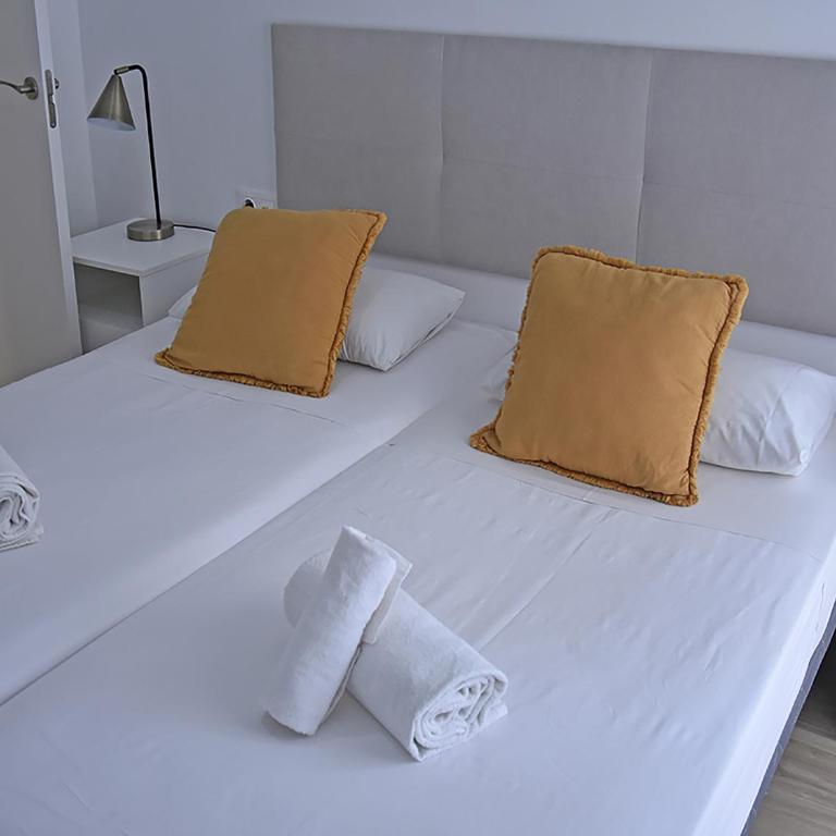 Apartamentos Zaragoza Gran Vía 3000 - Two-Bedroom Apartment - 56