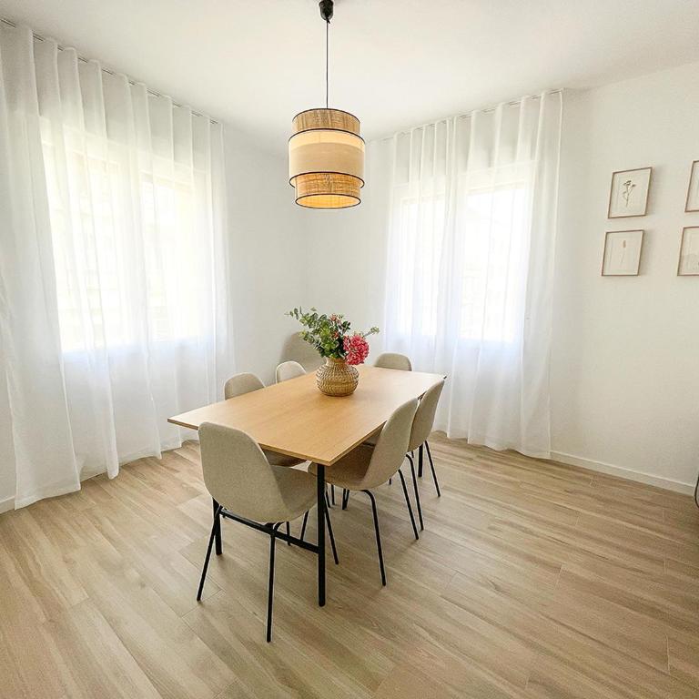 Apartamentos Zaragoza Gran Vía 3000 - Apartment - 58