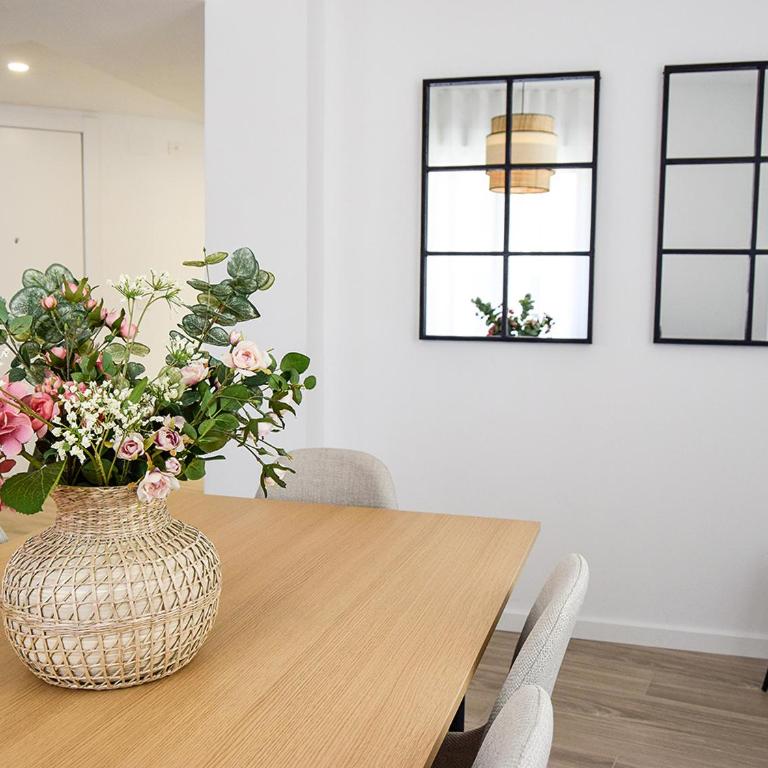 Apartamentos Zaragoza Gran Vía 3000 - Apartment - 51