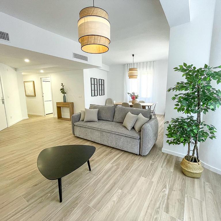 Apartamentos Zaragoza Gran Vía 3000 - Apartment - 56