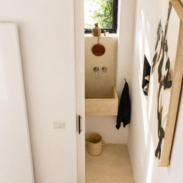 Dimora di Victor by Symphonya Luxury Holiday Rentals - Deluxe One-Bedroom Apartment with City View - 8