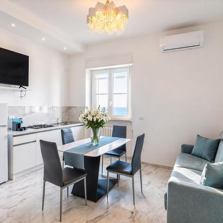 On The Sea Apartment by Symphonya Luxury Holiday Rentals - Appartamento con 2 Camere da Letto - 4