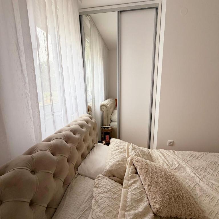 Cozy Apartment near Sarajevo Airport - Apartman sa 1 Spavaćom Sobom - 16