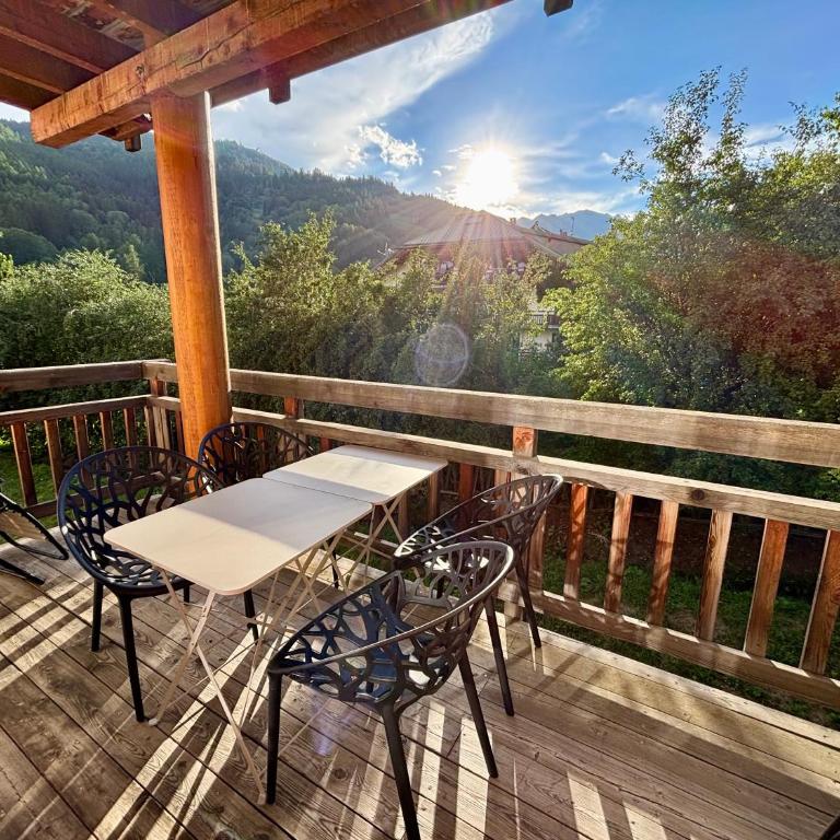 T3 SERRE CHEVALIER à 5 minutes à pied PISTES SKI et COMMERCES - Appartement 2 Chambres - 12