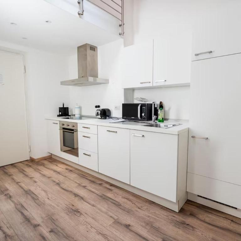 Penthouse near Piazza Duomo GoldenSuitesItaly914 - Apartment mit 2 Schlafzimmern - 3