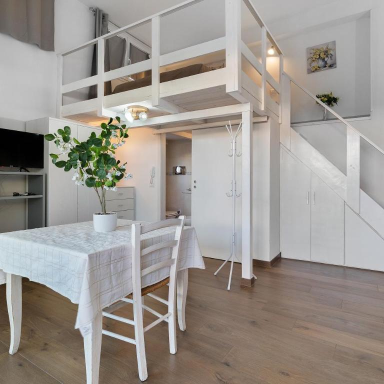 Casa del mirto - Appartamento con 1 Camera da Letto e Vista Città - 11