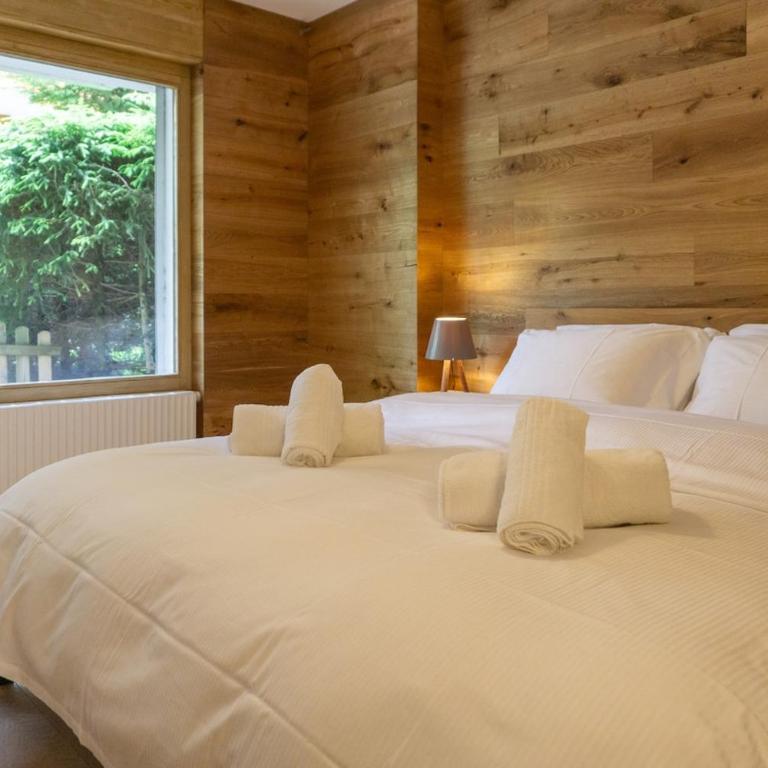 Contemporary Alpine 2-Bedroom Apartment - Room #1735133601 - 10