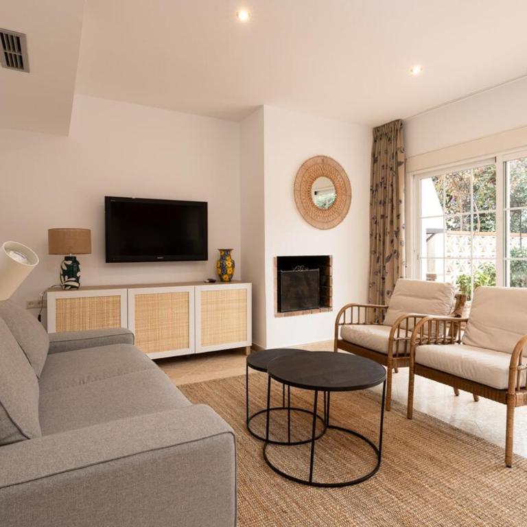 Charming two bedroom house close to the sea - Casa - 3