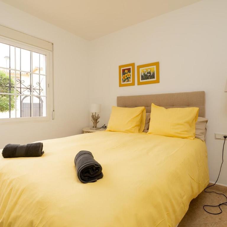 Charming two bedroom house close to the sea - Casa - 12