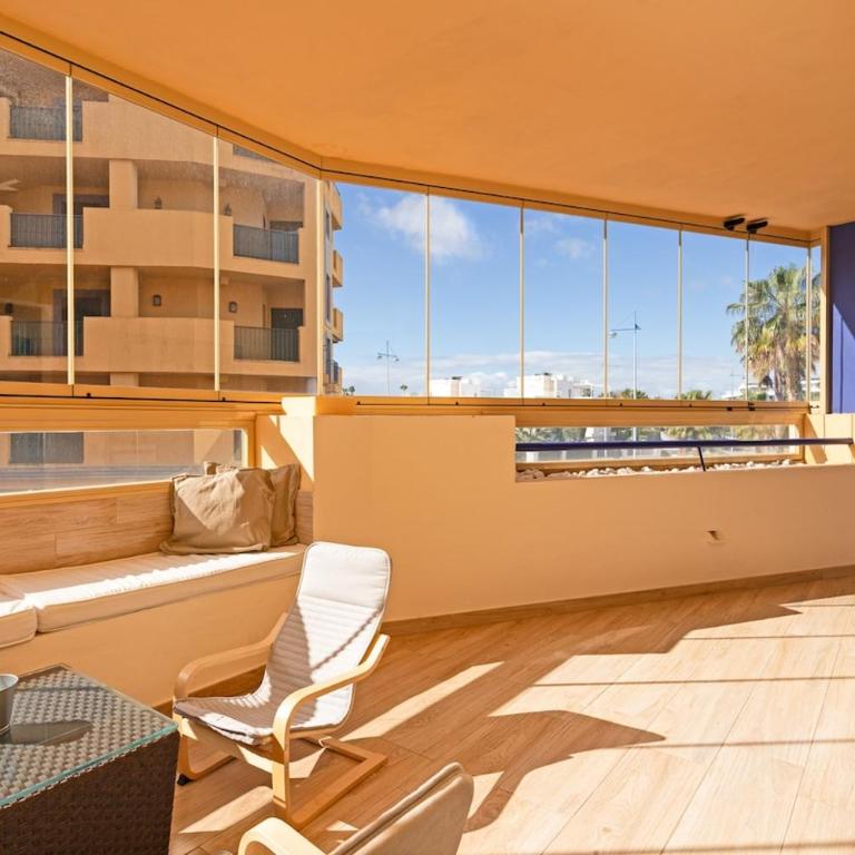 Spacious four bedroom apartment in San Pedro - Four-Bedroom Apartment - 5