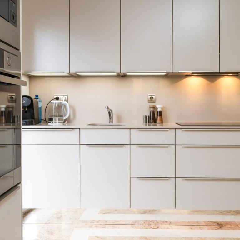 Spacious four bedroom apartment in San Pedro - Four-Bedroom Apartment - 21