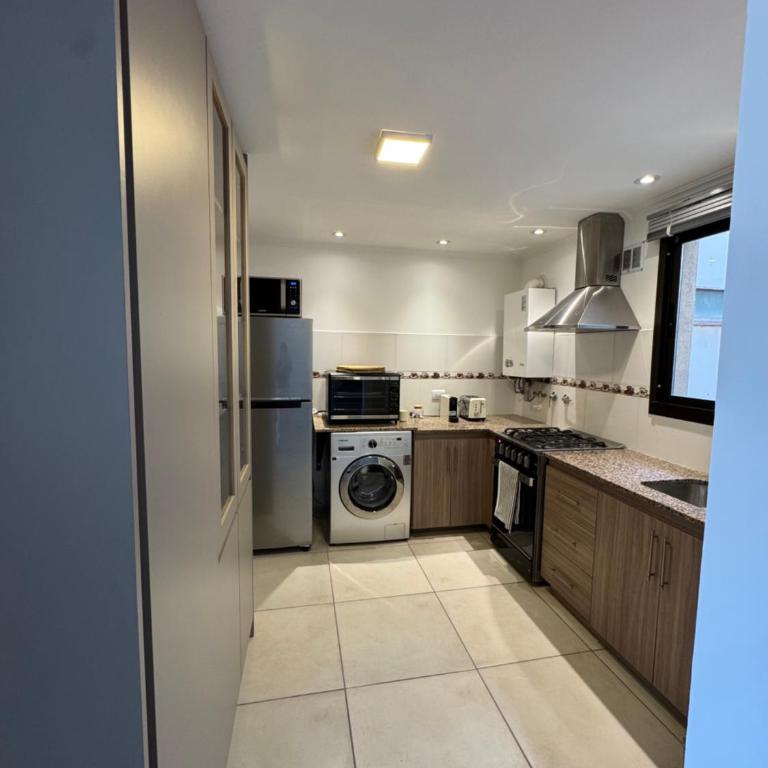 Departamento en Necochea - A metros del mar - Apartamento de 1 dormitorio con balcón - 3