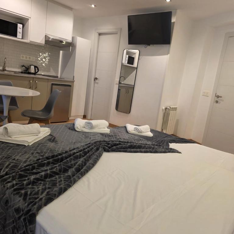 Hostal Comercial - Studio - 10