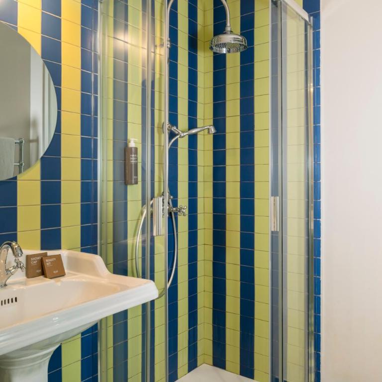 The Britannia Hotel - Superior Double/Twin Room in Dependance - 4