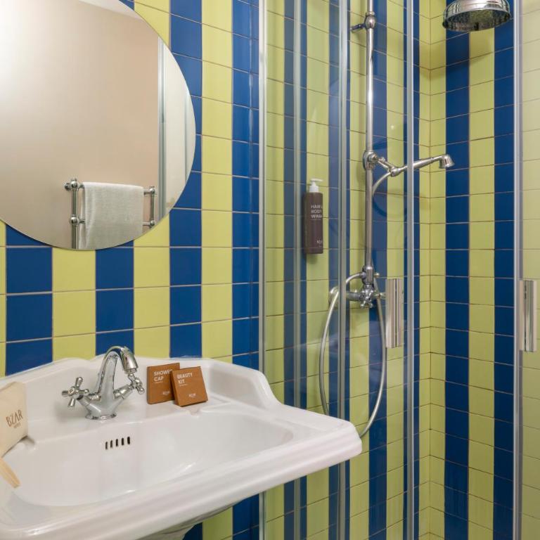 The Britannia Hotel - Superior Double/Twin Room in Dependance - 5