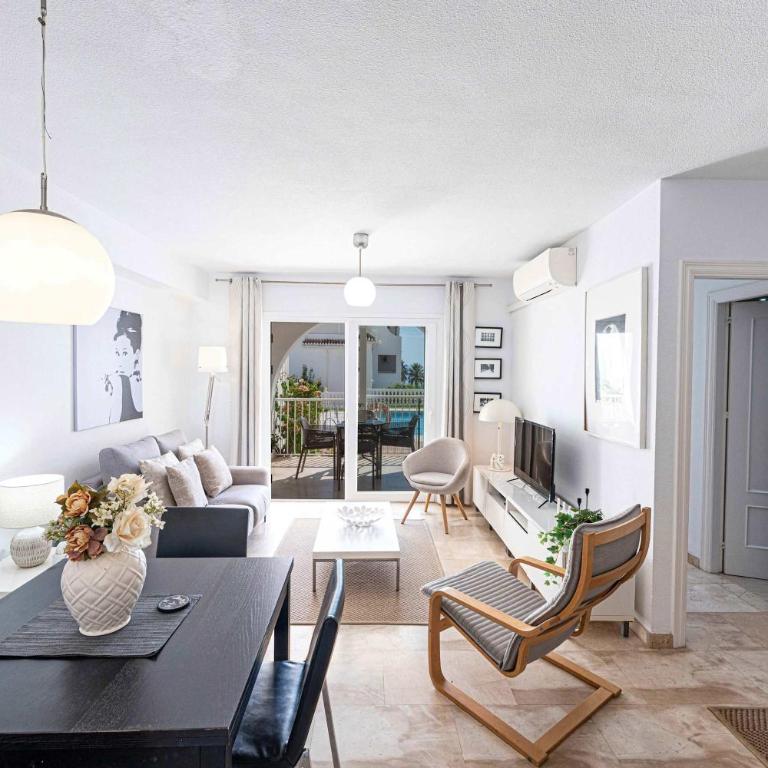 Modern 2-bed 2-bathroom by the pool Las Fuentes de Nerja - Apartamento - 6