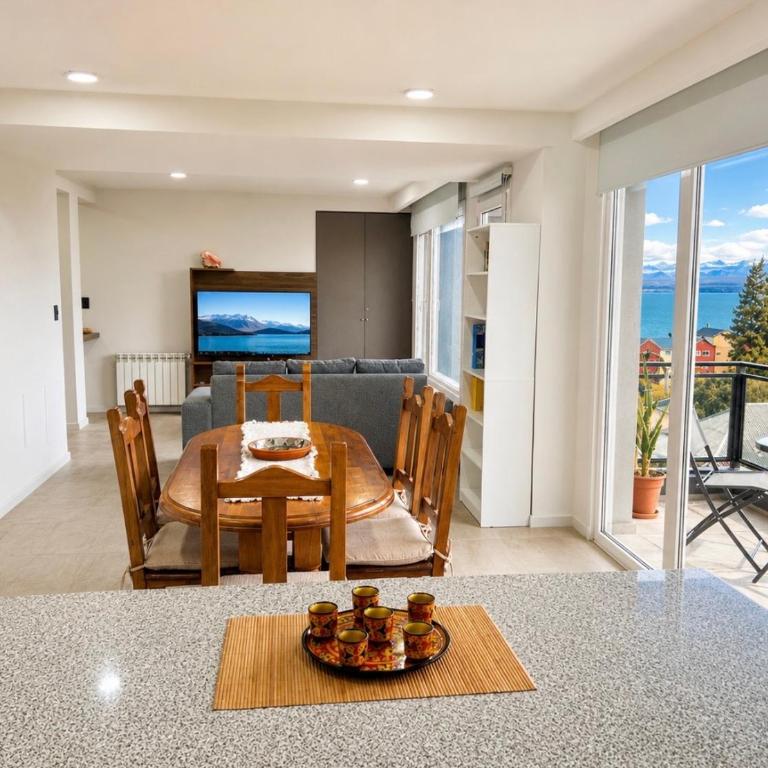 Brc Homes Rental #601 con vista al lago y cochera - Two-Bedroom Apartment with Lake View - 2