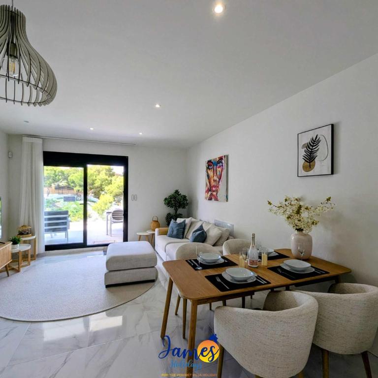 Modern Escape South Facing Terrace 3 Pools VM92 - Apartment - 4