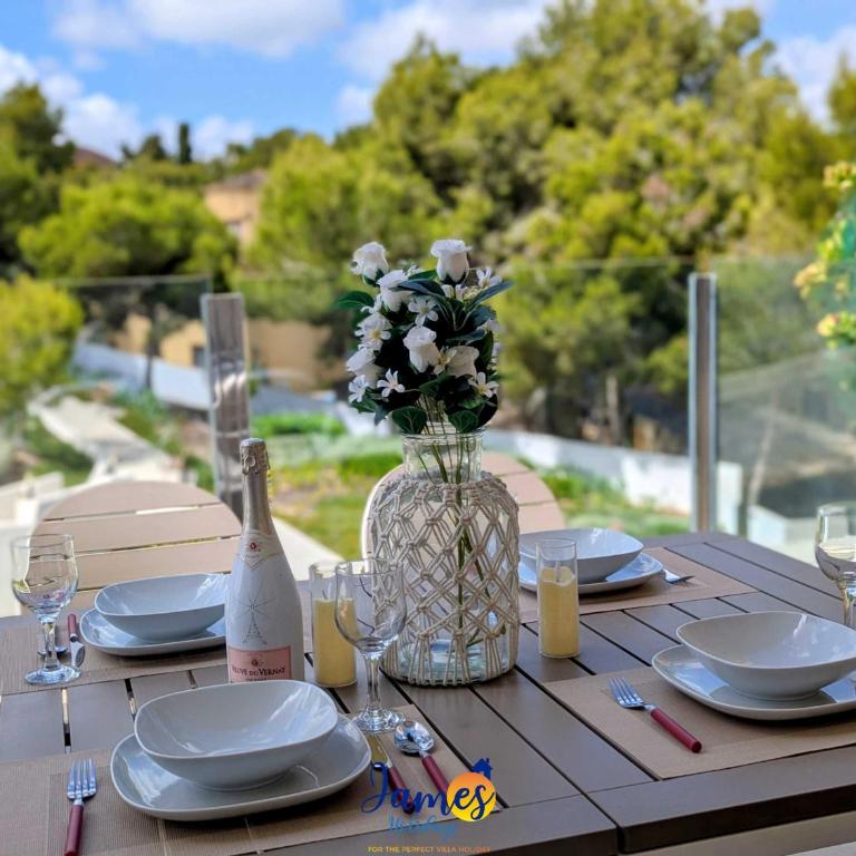 Modern Escape South Facing Terrace 3 Pools VM92 - Apartment - 20