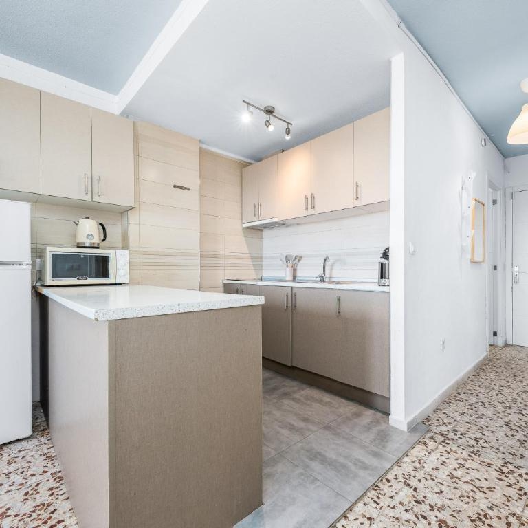 Miramar 12 - Apartamento de 3 dormitorios con vistas al mar - 9