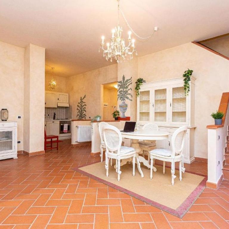 Battanta Rental in Florence - Appartamento Standard con 2 Camere da Letto - 9
