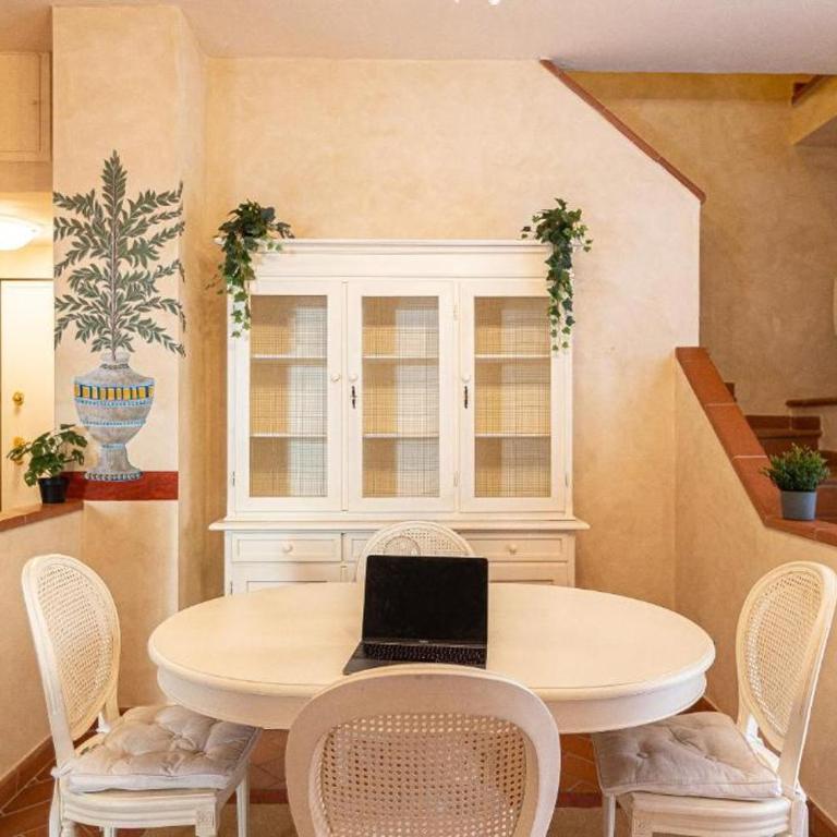 Battanta Rental in Florence - Appartamento Standard con 2 Camere da Letto - 10