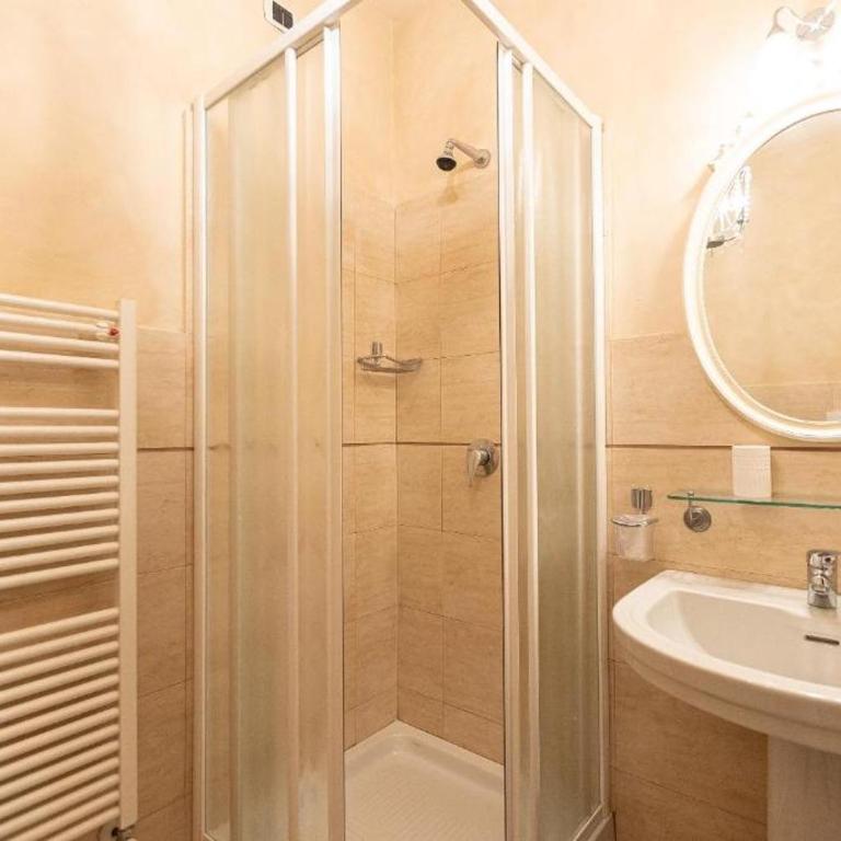 Battanta Rental in Florence - Appartamento Standard con 2 Camere da Letto - 11
