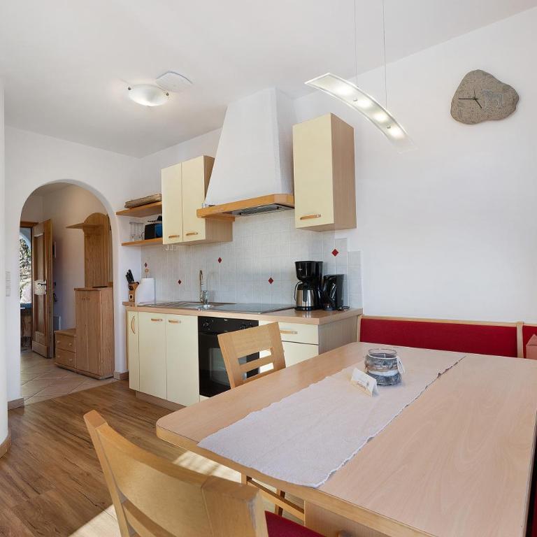 Innerfohrer Hof - Appartamento Deluxe con 2 Camere da Letto e Vista Giardino - 15