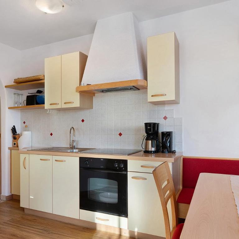 Innerfohrer Hof - Appartamento Deluxe con 2 Camere da Letto e Vista Giardino - 17