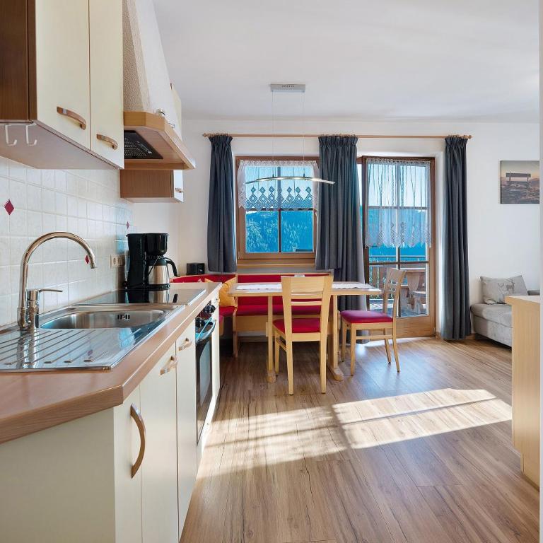 Innerfohrer Hof - Appartamento Deluxe con 2 Camere da Letto e Vista Giardino - 6