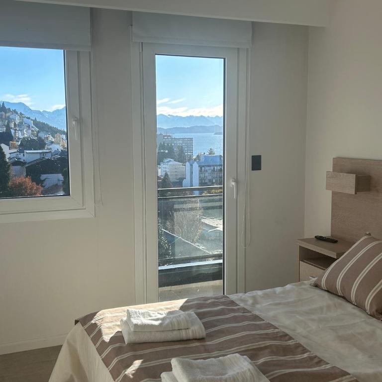 Brc Homes Rental #601 con vista al lago y cochera - Two-Bedroom Apartment with Lake View - 7