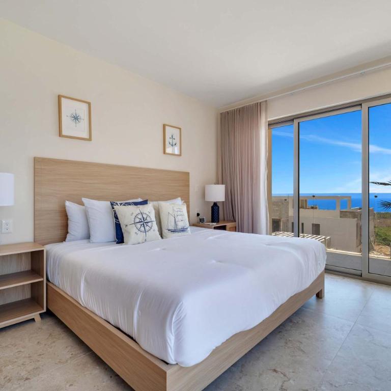 Marvelous Brand New 2 BR Condo - Pool with Ocean Views - Casa - 2
