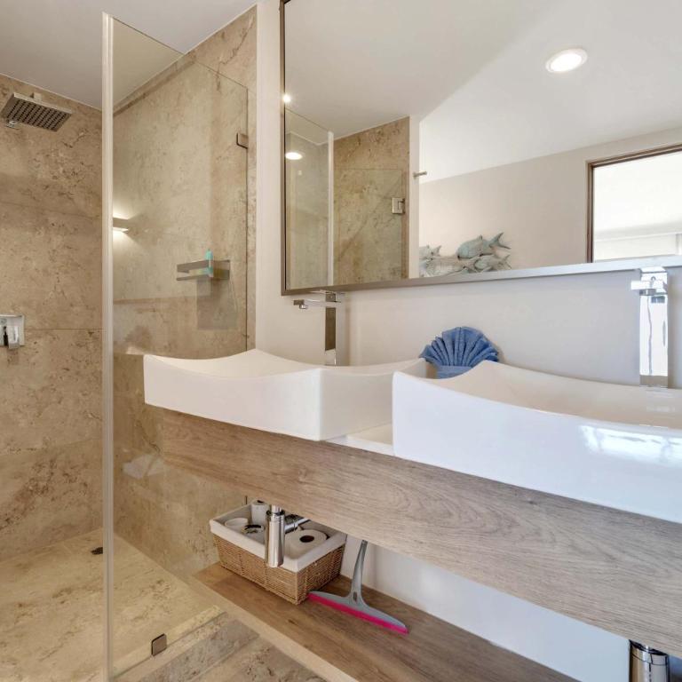 Marvelous Brand New 2 BR Condo - Pool with Ocean Views - Casa - 4