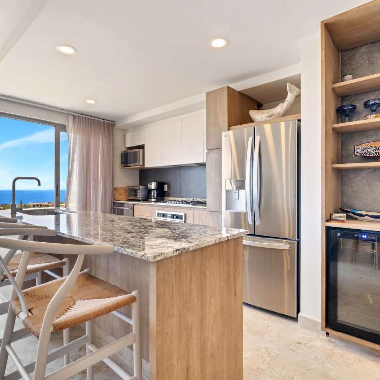 Marvelous Brand New 2 BR Condo - Pool with Ocean Views - Casa - 8