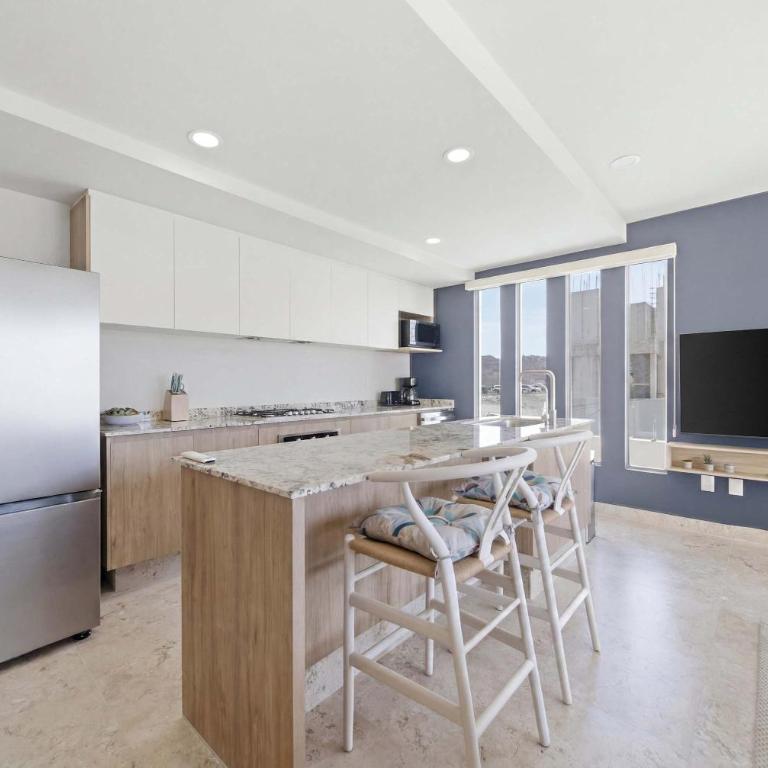 Brand New Pet-Friendly Condo - Private Pool - Casa - 9