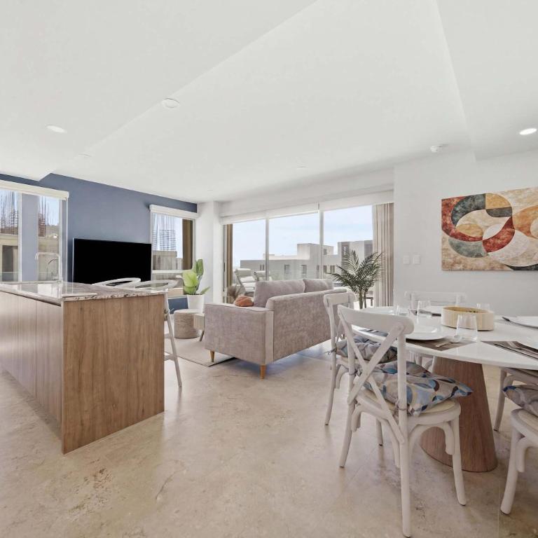 Brand New Pet-Friendly Condo - Private Pool - Casa - 10
