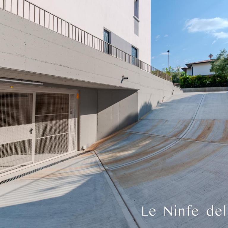 TETI - Le Ninfe del Garda - Appartamento con 3 Camere da Letto e Vista Lago - 65