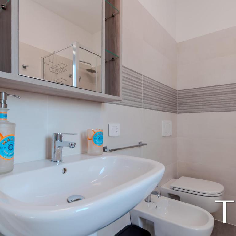 TETI - Le Ninfe del Garda - Appartamento con 3 Camere da Letto e Vista Lago - 42