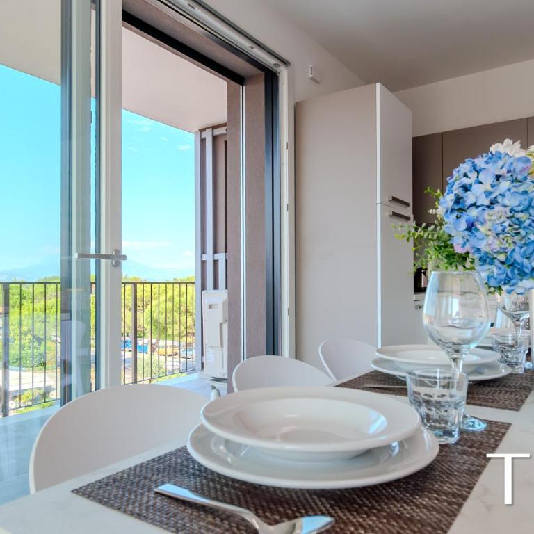 TETI - Le Ninfe del Garda - Appartamento con 3 Camere da Letto e Vista Lago - 15
