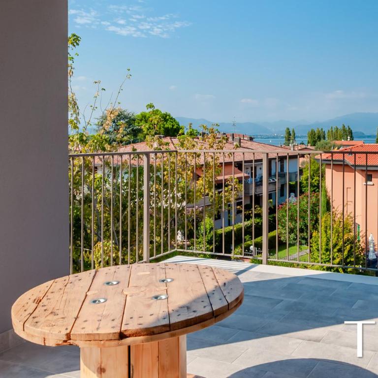 TETI - Le Ninfe del Garda - Appartamento con 3 Camere da Letto e Vista Lago - 8