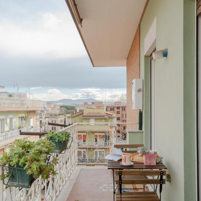 Bright 2BR with balcony, Caffarella, Furio Camillo, Tuscolana Station - Apartamento de 2 dormitorios con balcón - 2