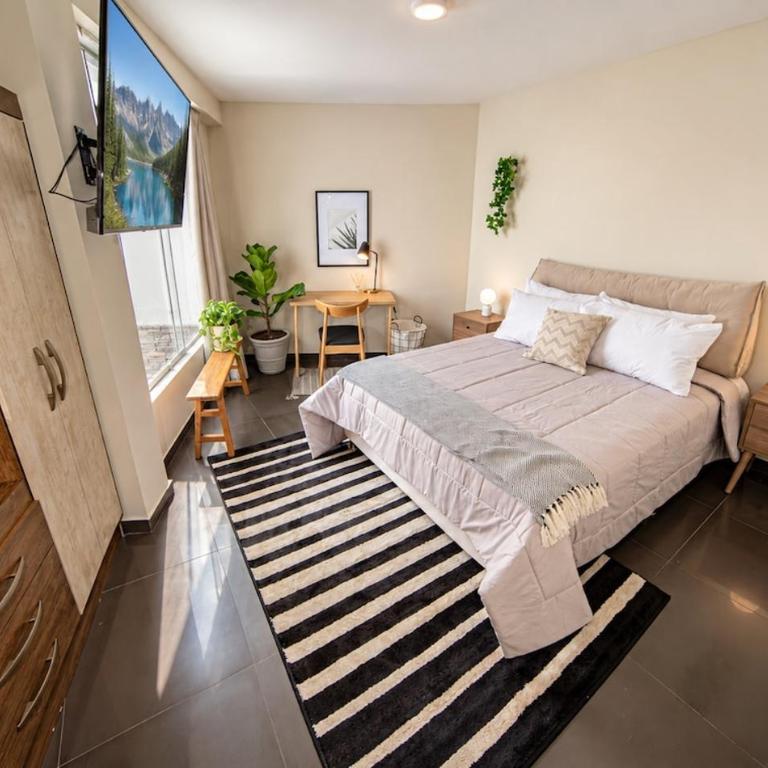 Barranco 1 Bedroom with Workspace and Fast WiFi - One-Bedroom Apartment - 12
