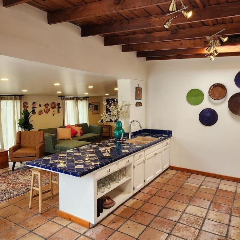 Casa Frida - Beach City retreat - Villa - 1