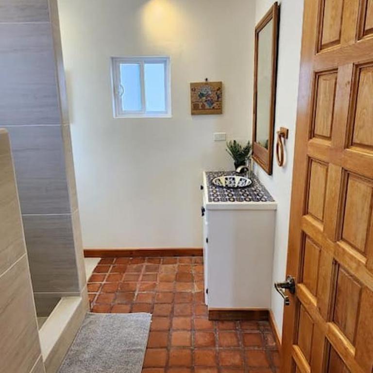 Casa Frida - Beach City retreat - Villa - 27
