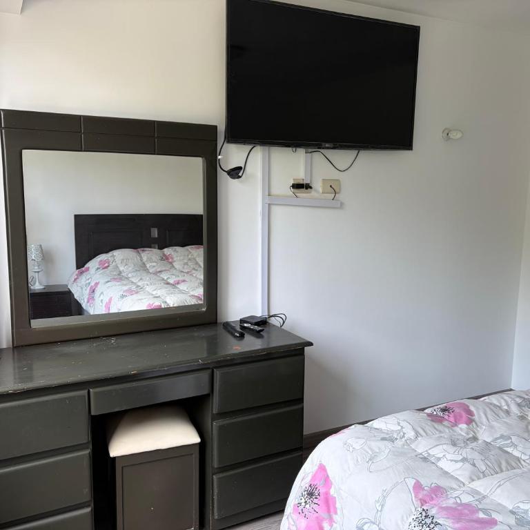Amplio departamento con vista al parque San Isidro Lince - Apartamento de 3 dormitorios - 22
