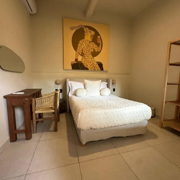 Artisan Home, 7 Bedrooms, AC, Rooftop View - Apartment - 11