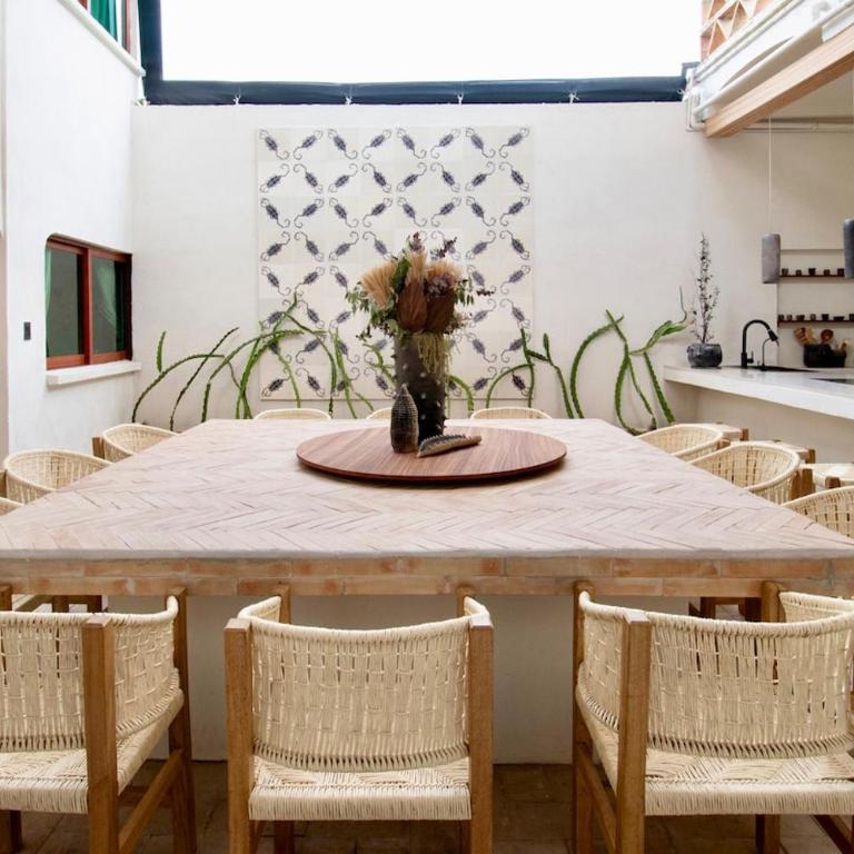 Artisan Home, 7 Bedrooms, AC, Rooftop View - Apartment - 20